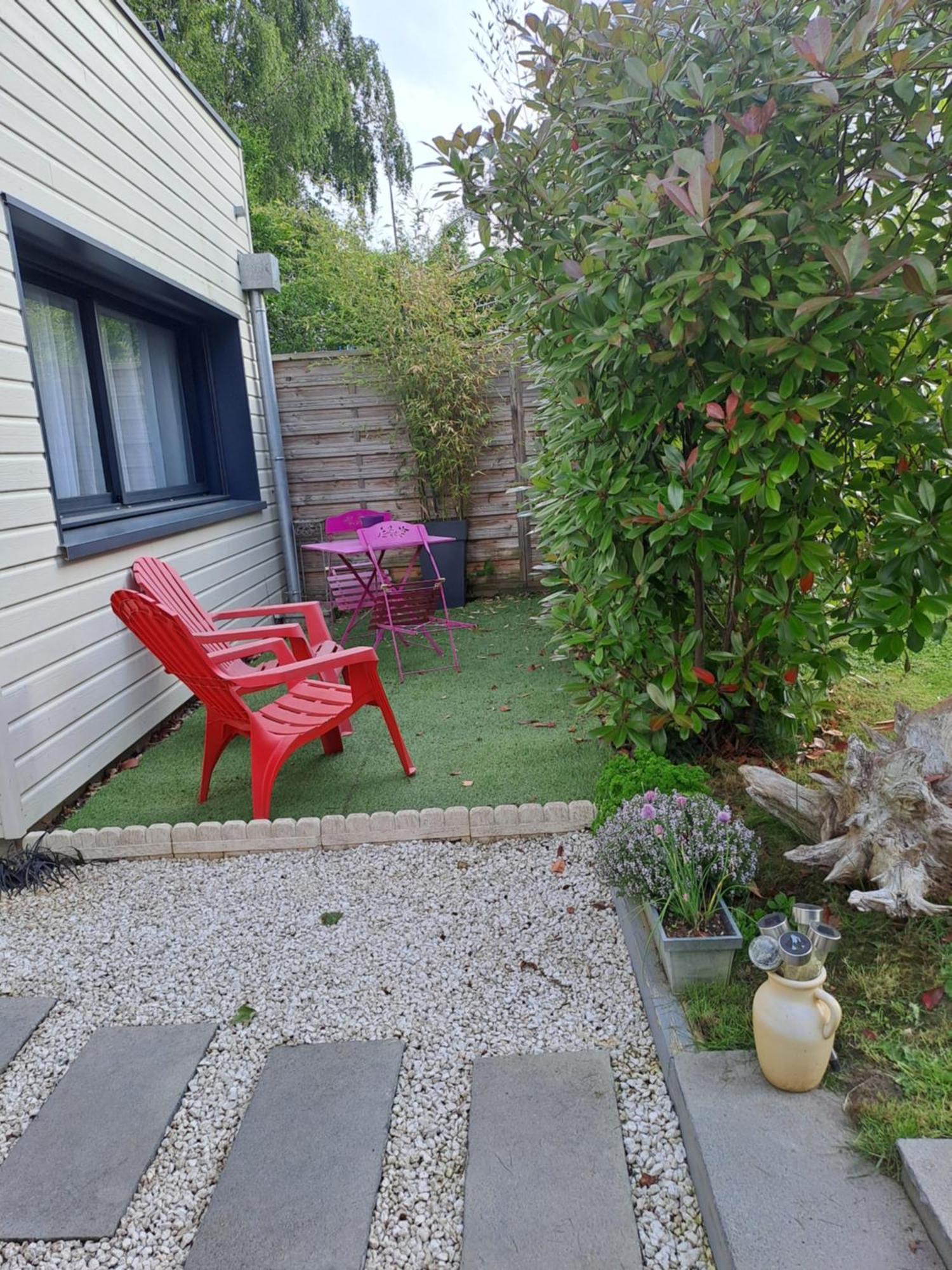 Gites Les Lucioles Mont-Saint-Aignan Exterior foto